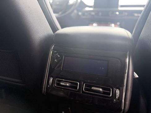 Used 2023 Lincoln Aviator Reserve image 21