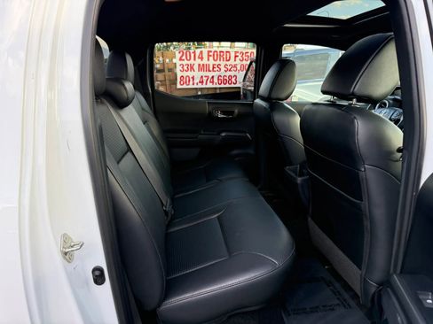 Used 2020 Toyota Tacoma TRD Sport w/ TRD Premium Sport Package image 21