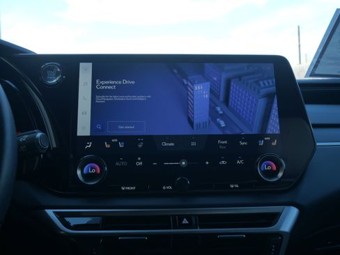 Used 2024 Lexus RX 350 Premium image 24