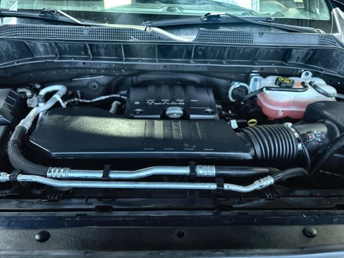 Used 2022 Chevrolet Silverado 1500 Custom Trail Boss w/ Safety Confidence Package AWD/4WD image 36