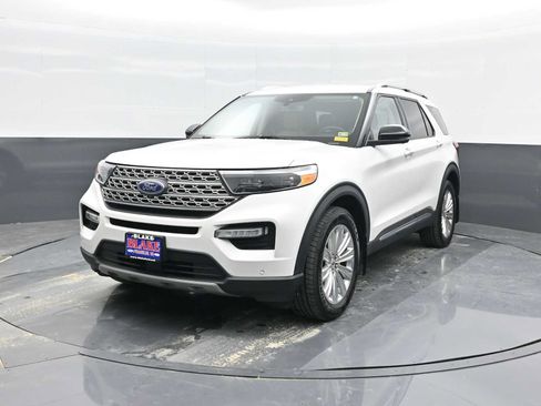 Used 2020 Ford Explorer Limited w/ Class III Trailer Tow Package AWD/4WD image 4
