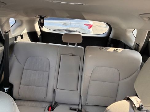 Used 2019 Hyundai Tucson SE AWD/4WD image 14