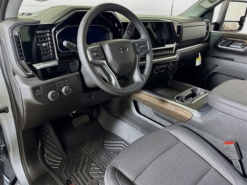 New 2026 Chevrolet Silverado 2500 LT w/ Trail Boss Package image 5