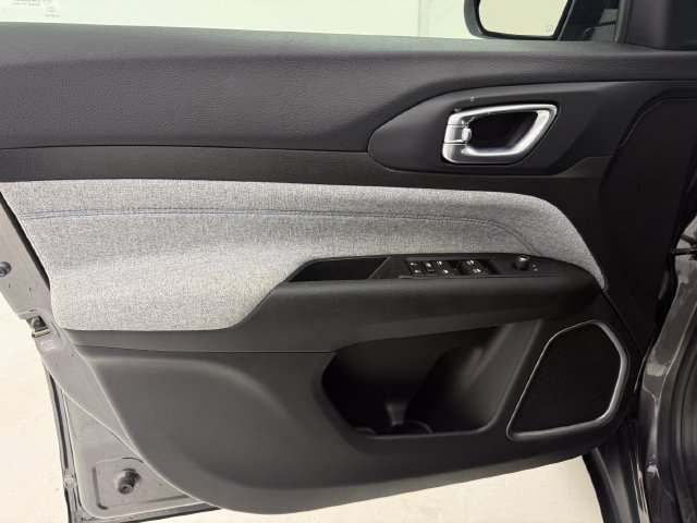 Used 2023 Jeep Compass Sport AWD/4WD image 31