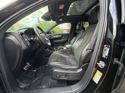 Used 2020 Volvo XC40 T5 R-Design w/ Protection Package Premier AWD/4WD image 29