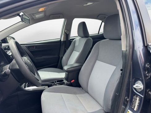 Used 2017 Toyota Corolla L FWD image 9