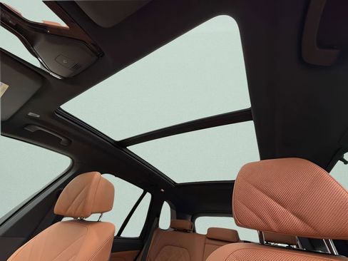 New 2026 BMW X5 sDrive40i RWD image 19