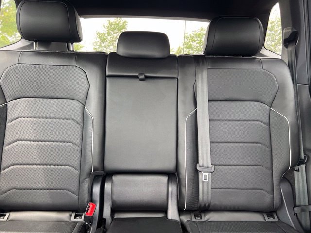 Used 2023 Volkswagen Tiguan SEL R-Line AWD/4WD image 35