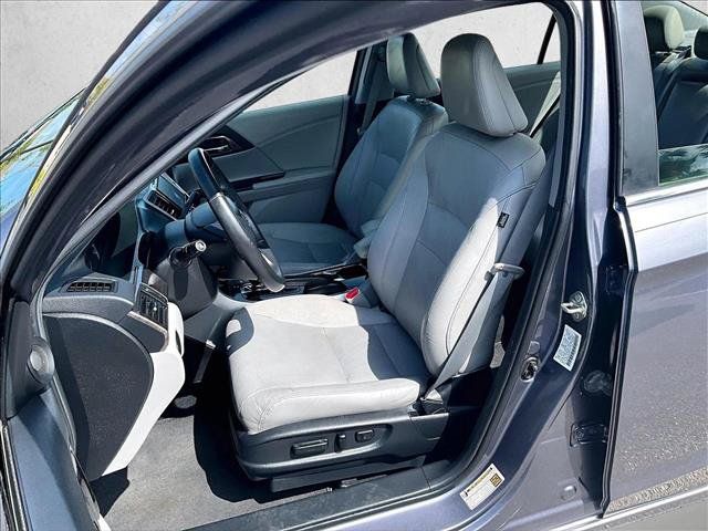 Used 2016 Honda Accord EX-L image 24