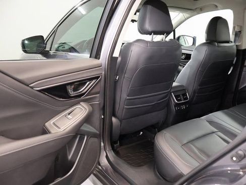 Used 2025 Subaru Outback Touring XT AWD/4WD image 34