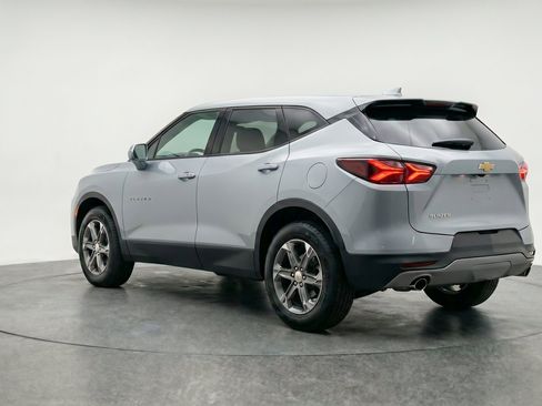 Used 2025 Chevrolet Blazer LT FWD image 6