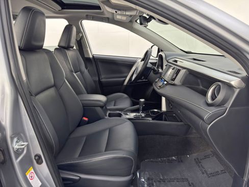 Used 2017 Toyota RAV4 Limited image 14