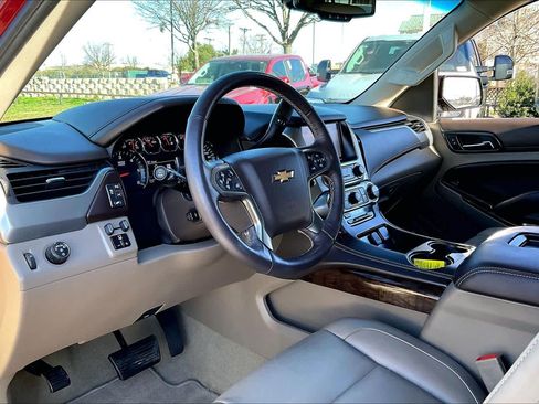 Used 2018 Chevrolet Tahoe LT image 15