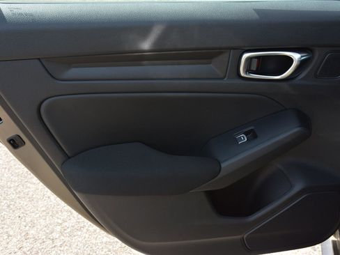 Used 2025 Honda Civic Sport image 14