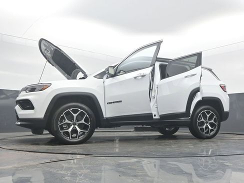 New 2026 Jeep Compass Limited image 59