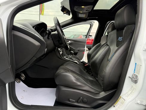 Used 2017 Ford Focus RS image 14