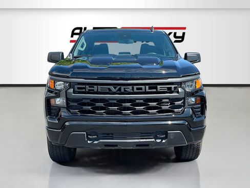 Used 2024 Chevrolet Silverado 1500 Custom Trail Boss w/ Turbomax Blackout Package AWD/4WD image 2