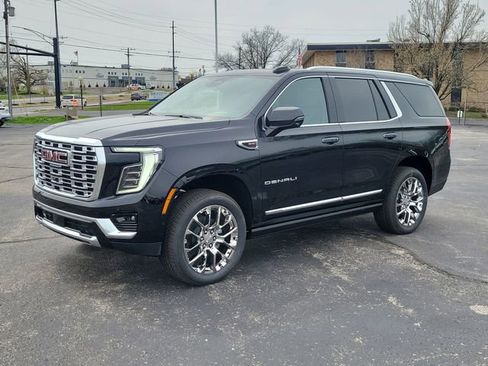 New 2026 GMC Yukon Denali w/ Denali Reserve Package image 2