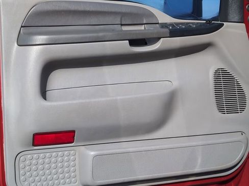 Used 2001 Ford F350 2WD Crew Cab DRW Super Duty image 15