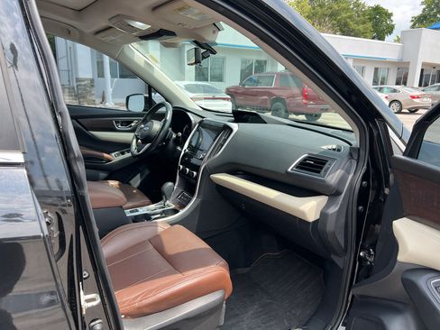 Used 2020 Subaru Ascent Touring AWD/4WD image 13