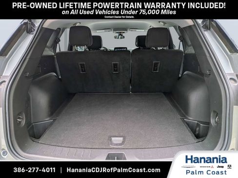 Used 2023 Chevrolet Blazer LT FWD image 12