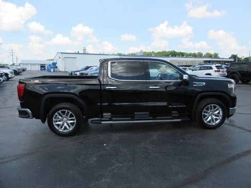 Used 2021 GMC Sierra 1500 SLT w/ SLT Premium Plus Package AWD/4WD image 2