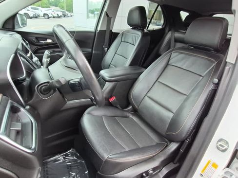 Used 2021 Chevrolet Equinox Premier w/ Redline Edition AWD/4WD image 10