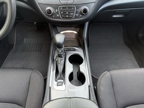 Used 2024 Chevrolet Malibu LT image 10