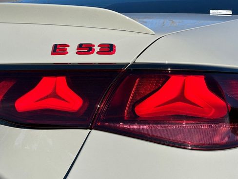 New 2026 Mercedes-Benz E 53 AMG e 4MATIC Sedan image 12