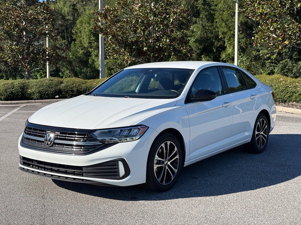 Used 2024 Volkswagen Jetta Sport FWD image 1