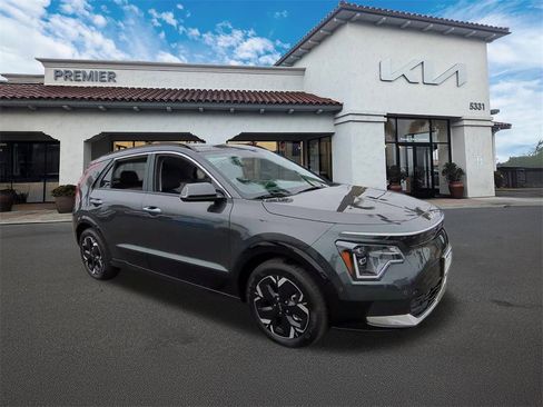 Used 2024 Kia Niro Wave image 2