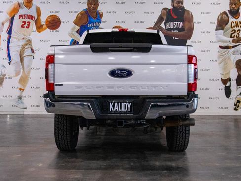 Used 2019 Ford F250 Lariat w/ Lariat Ultimate Package image 24