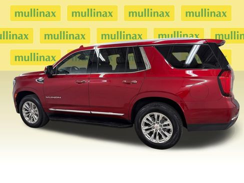 Used 2023 GMC Yukon SLT w/ SLT Premium Package RWD image 13