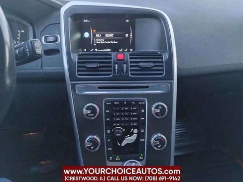 Used 2015 Volvo XC60 T6 w/ Proximity Package image 41