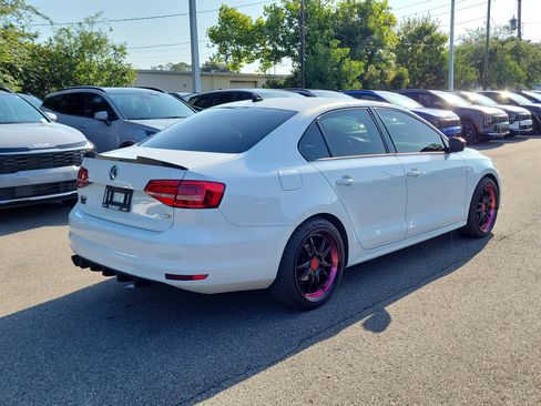 Used 2015 Volkswagen Jetta Sport FWD image 6