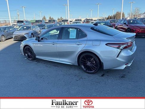 Used 2022 Toyota Camry XSE w/ Navigation Package image 13