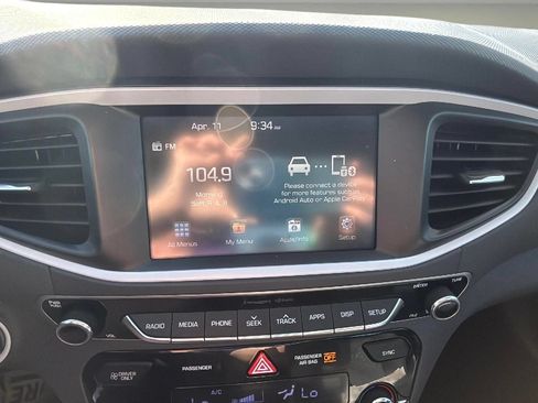Used 2018 Hyundai Ioniq Blue FWD image 7