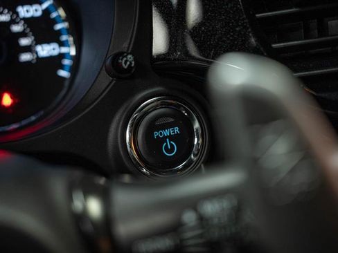 Used 2020 Mitsubishi Outlander GT image 25