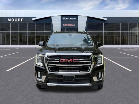 Used 2022 GMC Yukon XL SLT w/ SLT Luxury Package RWD image 3