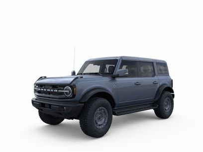 New 2025 Ford Bronco Outer Banks w/ Sasquatch Package