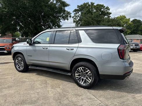 Used 2025 Chevrolet Tahoe Z71 AWD/4WD image 15