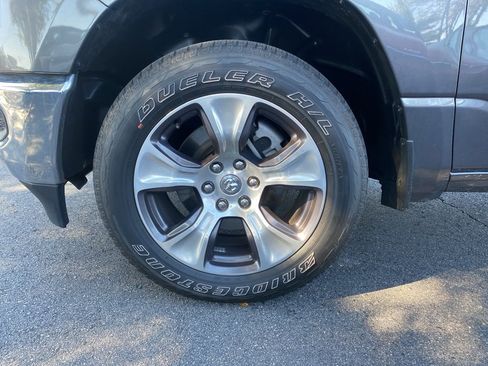 Used 2024 RAM 1500 Laramie image 30