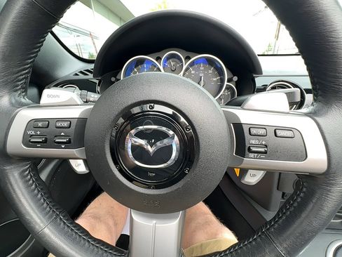 Used 2007 MAZDA MX-5 Miata Touring image 11