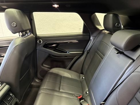 Used 2023 Land Rover Range Rover Evoque R-Dynamic S AWD/4WD image 17