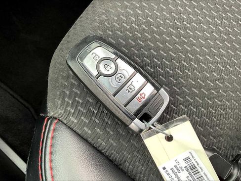 Used 2024 Ford Escape ST-Line image 27