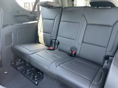 New 2026 GMC Yukon XL Denali w/ Sun & Power Step Package AWD/4WD image 24