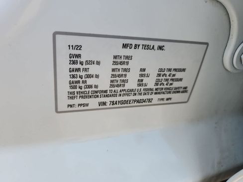 Used 2023 Tesla Model Y Long Range AWD/4WD image 29