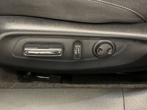 Certified 2024 Honda Accord EX image 21