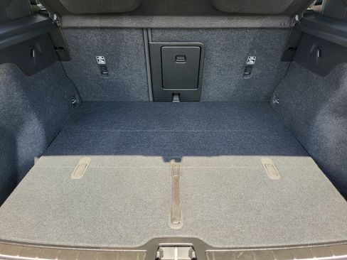 Certified 2023 Volvo C40 P8 Recharge Ultimate w/ Protection Package Premier AWD/4WD image 25