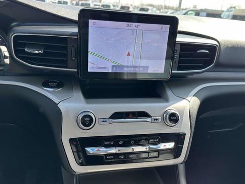 Used 2023 Ford Explorer XLT w/ Equipment Group 202A image 20